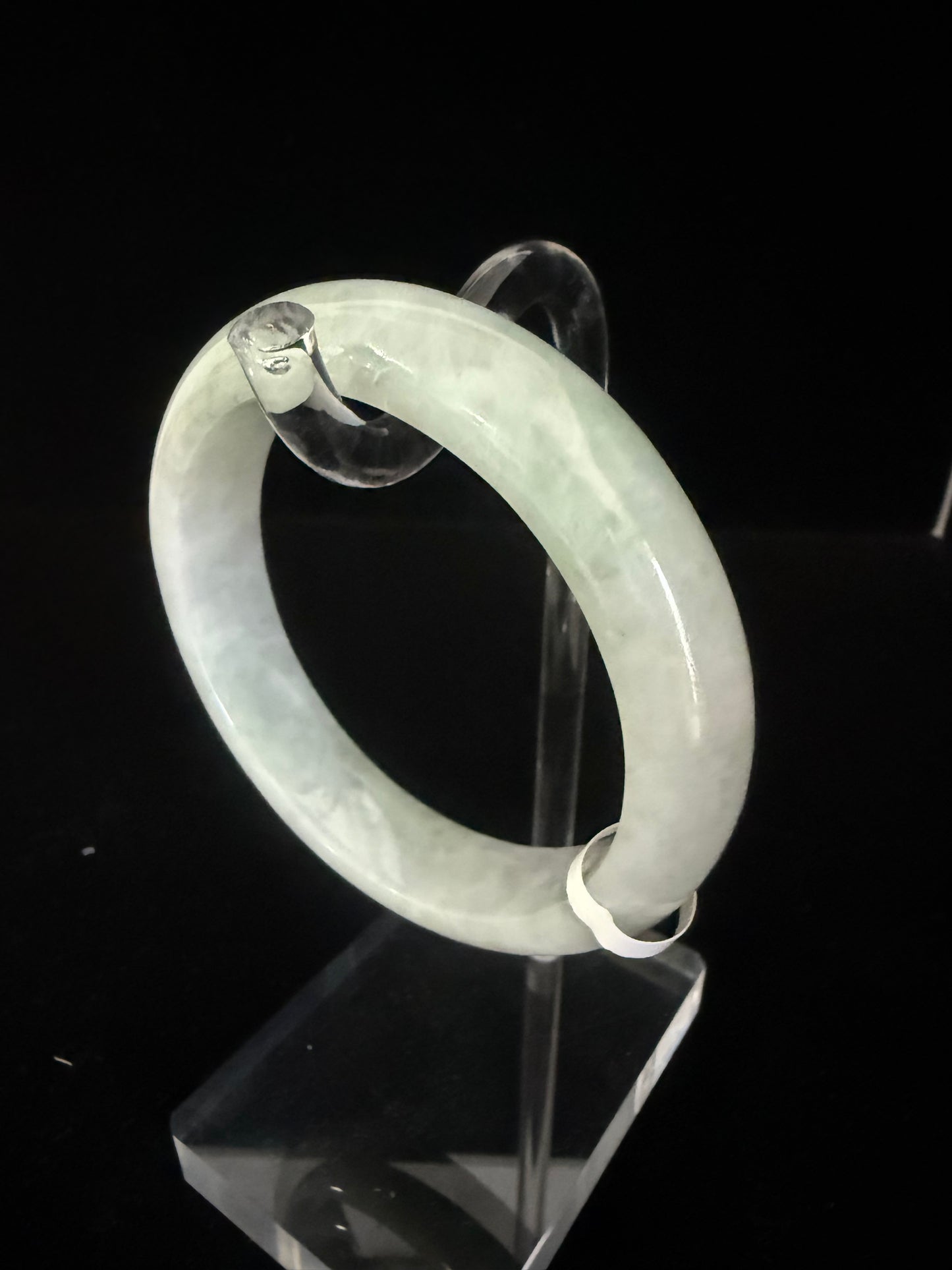 77. Light weight green with soft cotton Jade bangle