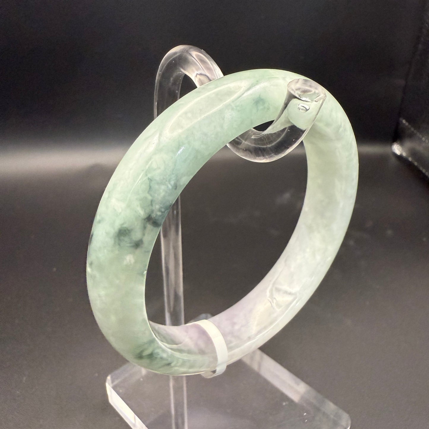 48. Green with snowflakes jade bangle