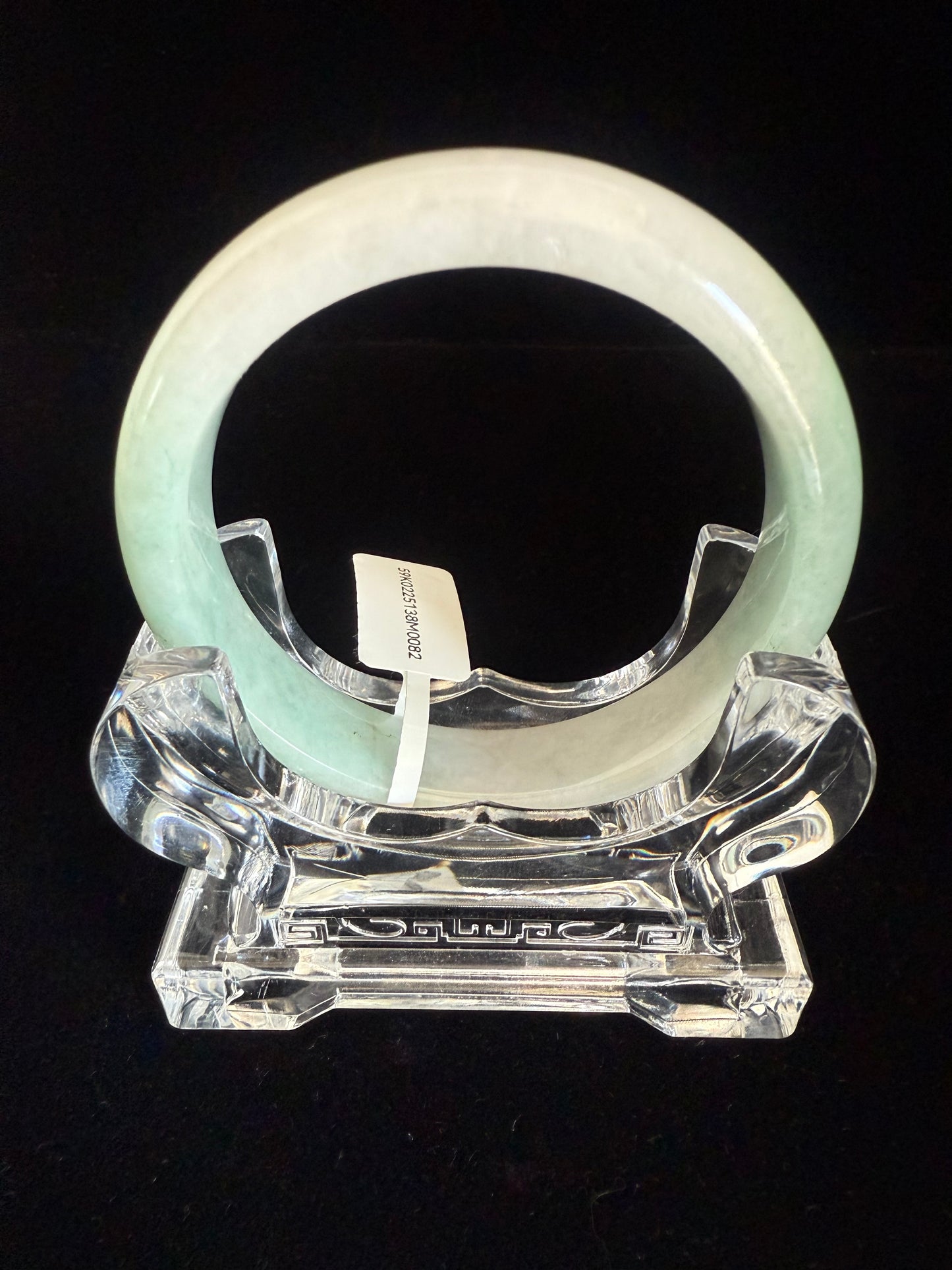 82. Green & greyish jade bangle