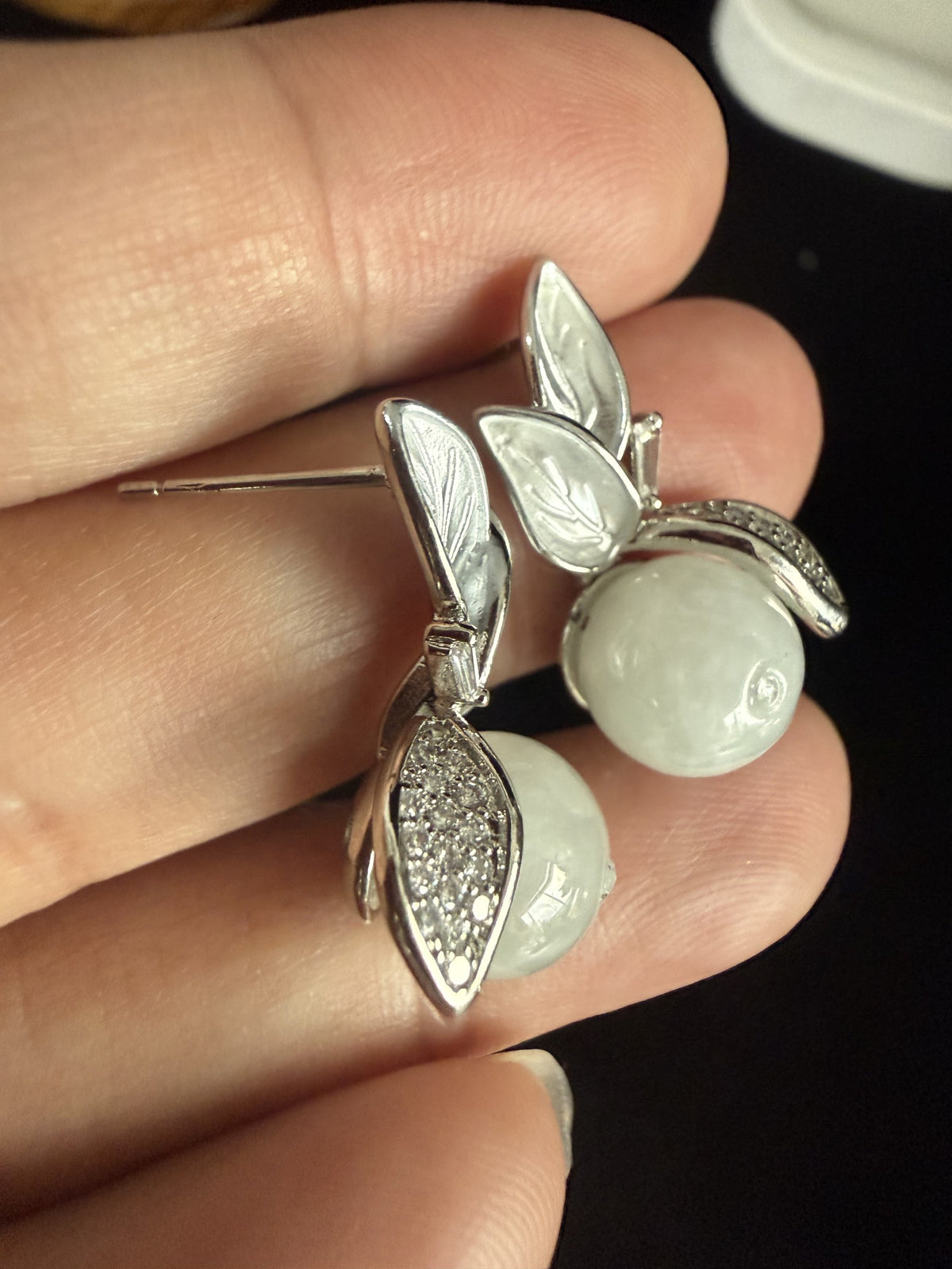 Leaf stud round bead Jade Earring