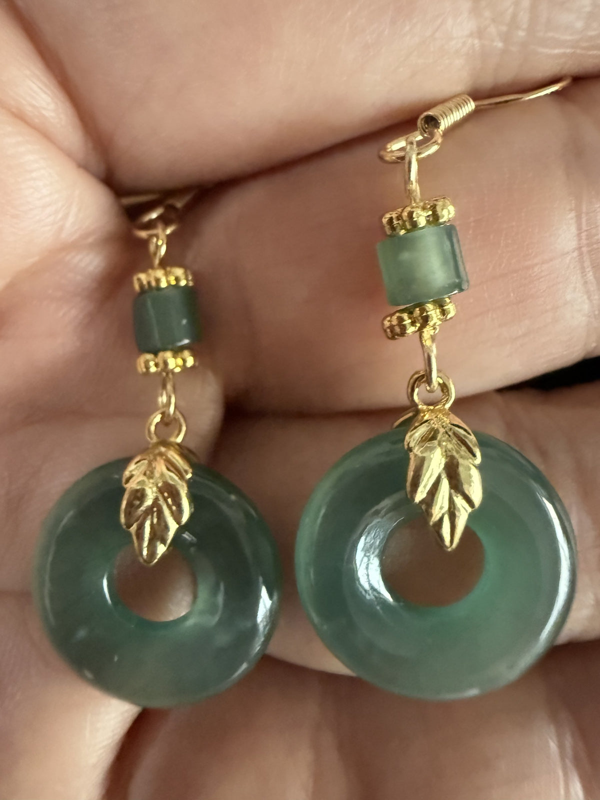 Dangling dark green safety button Jade Earring