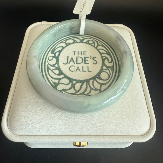 92. Light green Jade bangle