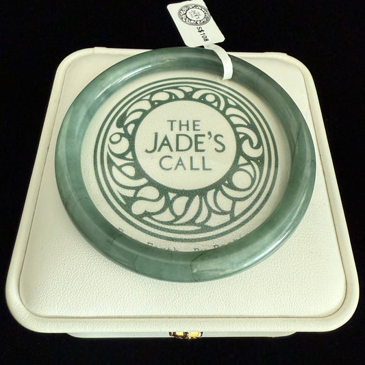 182. Thin Lake green Jade Bangle