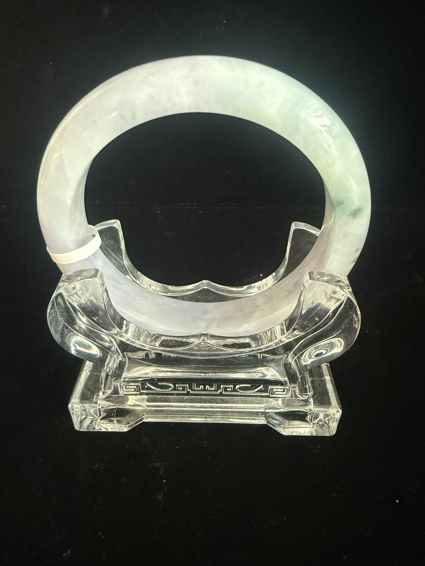 208. Lavender with speckle green Jade bangle