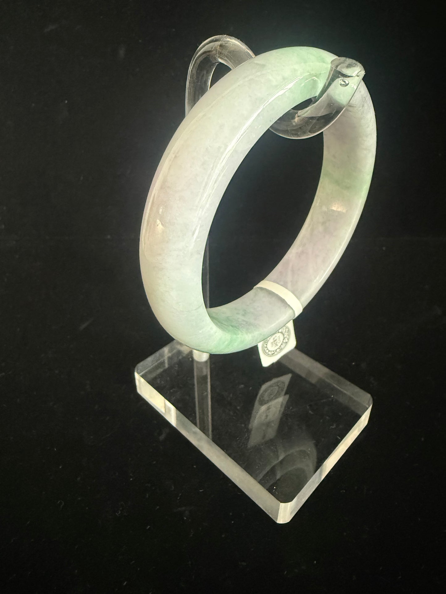 194. Lavender & Green blend Jade Bangle