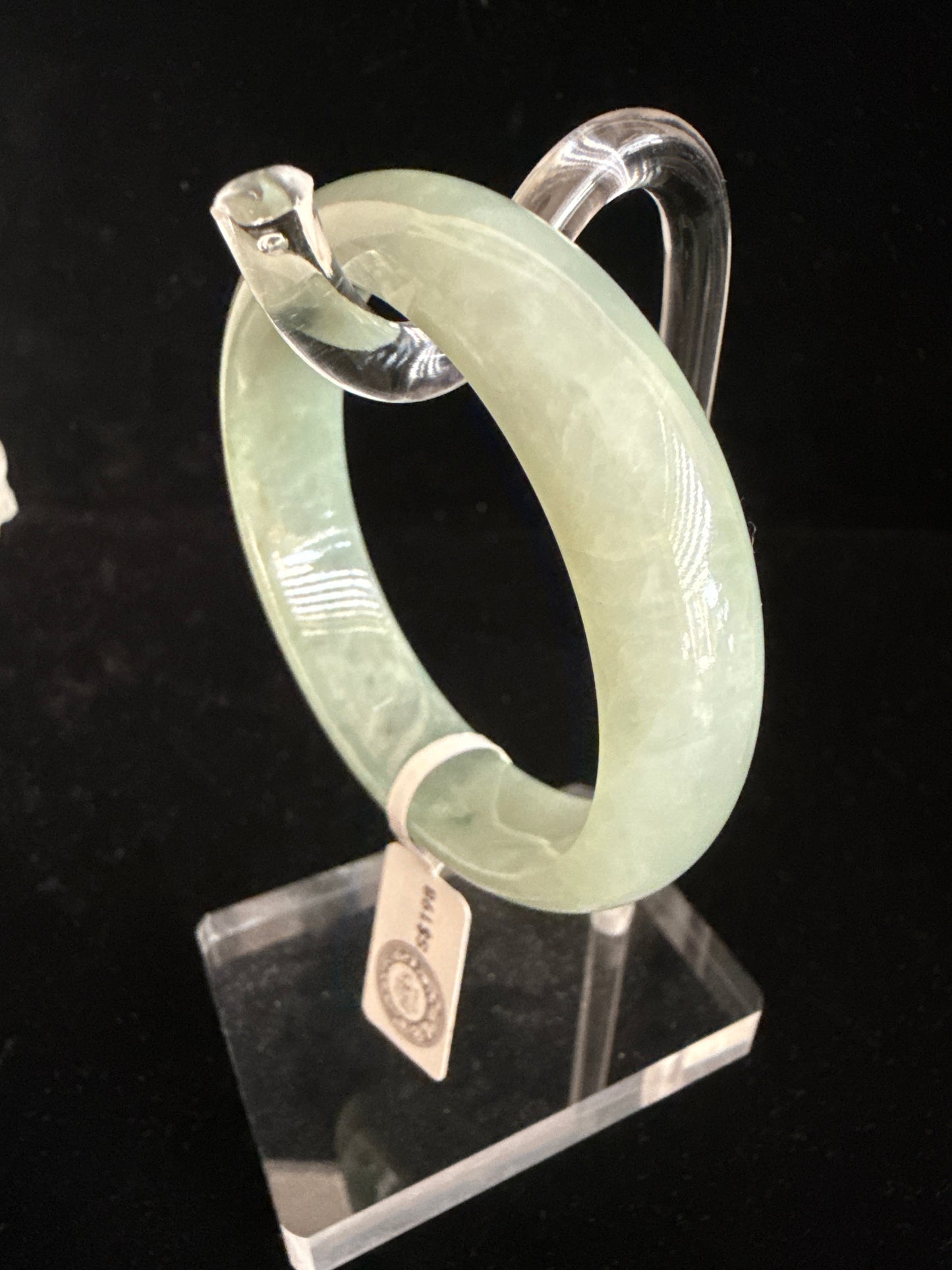 112. Glossy green Jade bangle