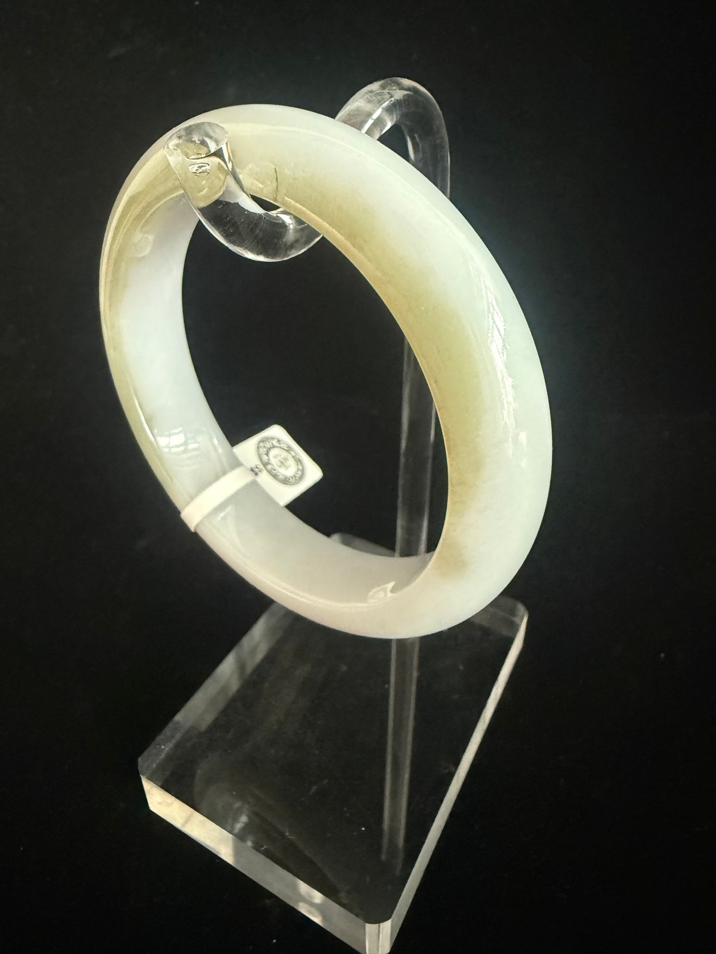 207. Smooth yellow and white Jade Bangle