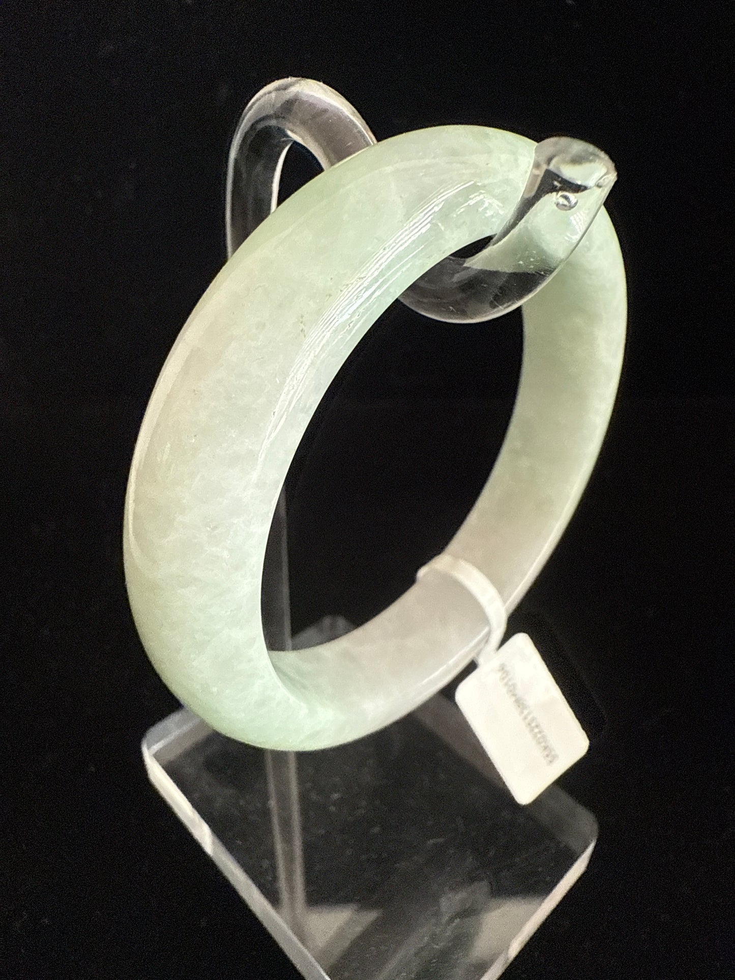 106. Light green infuse with cotton pattern Jade bangle