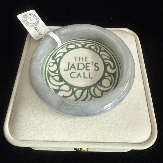 159 . Glossy grey Jade Bangle