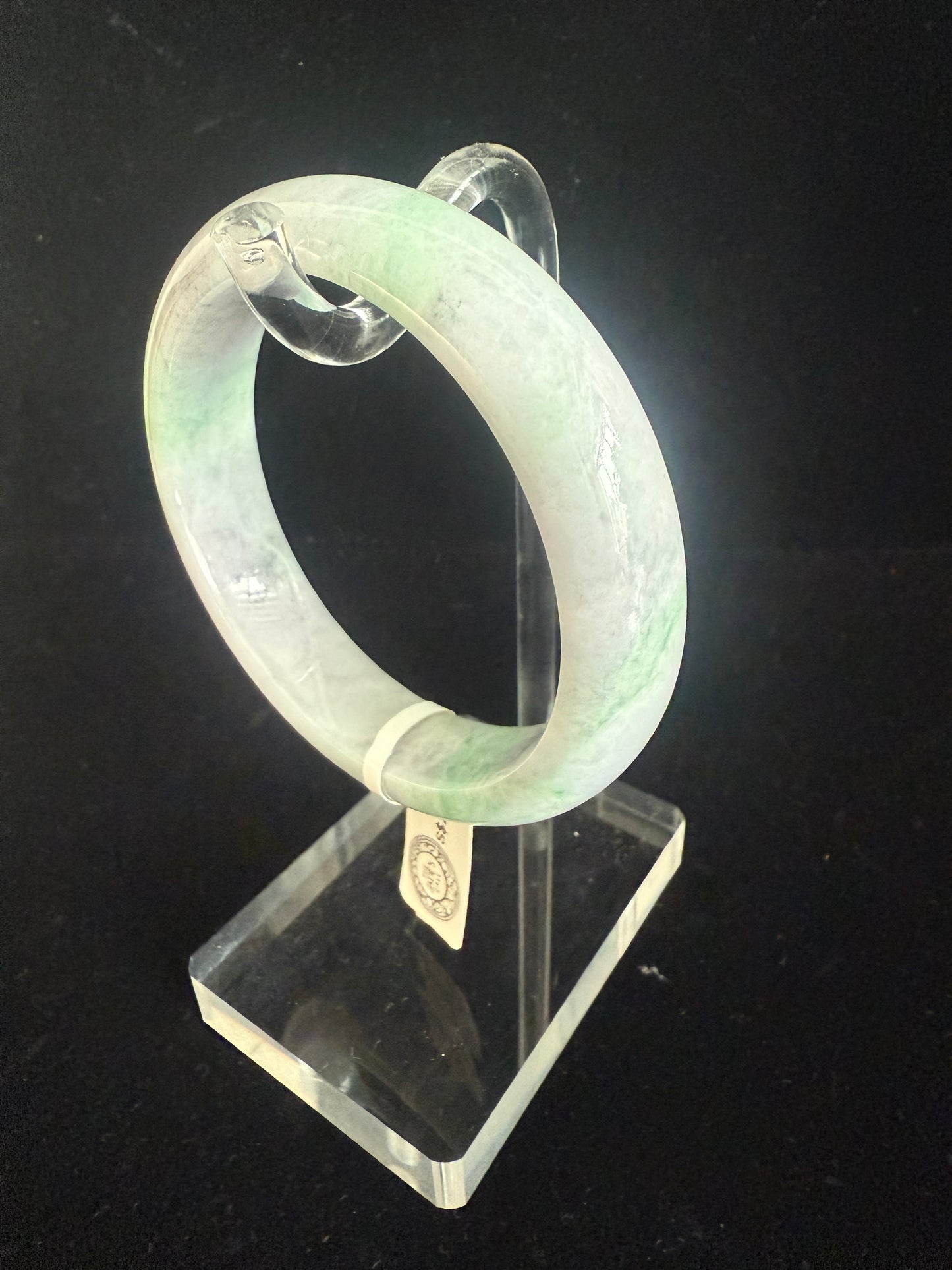 194. Lavender & Green blend Jade Bangle