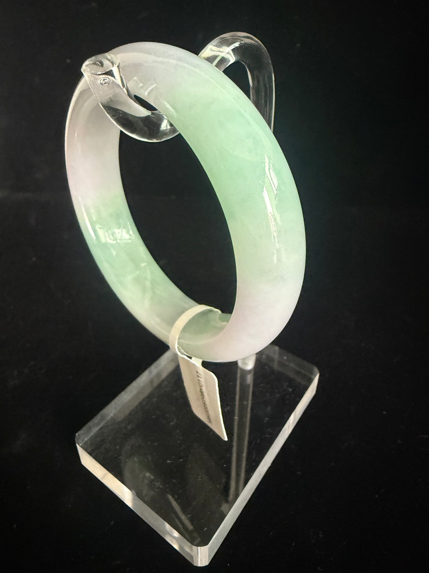 117. Mix lavender and green Jade Bangle