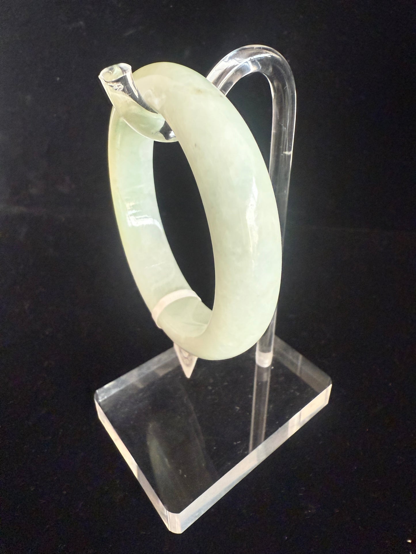 120. The Perfect Green Jade Bangle