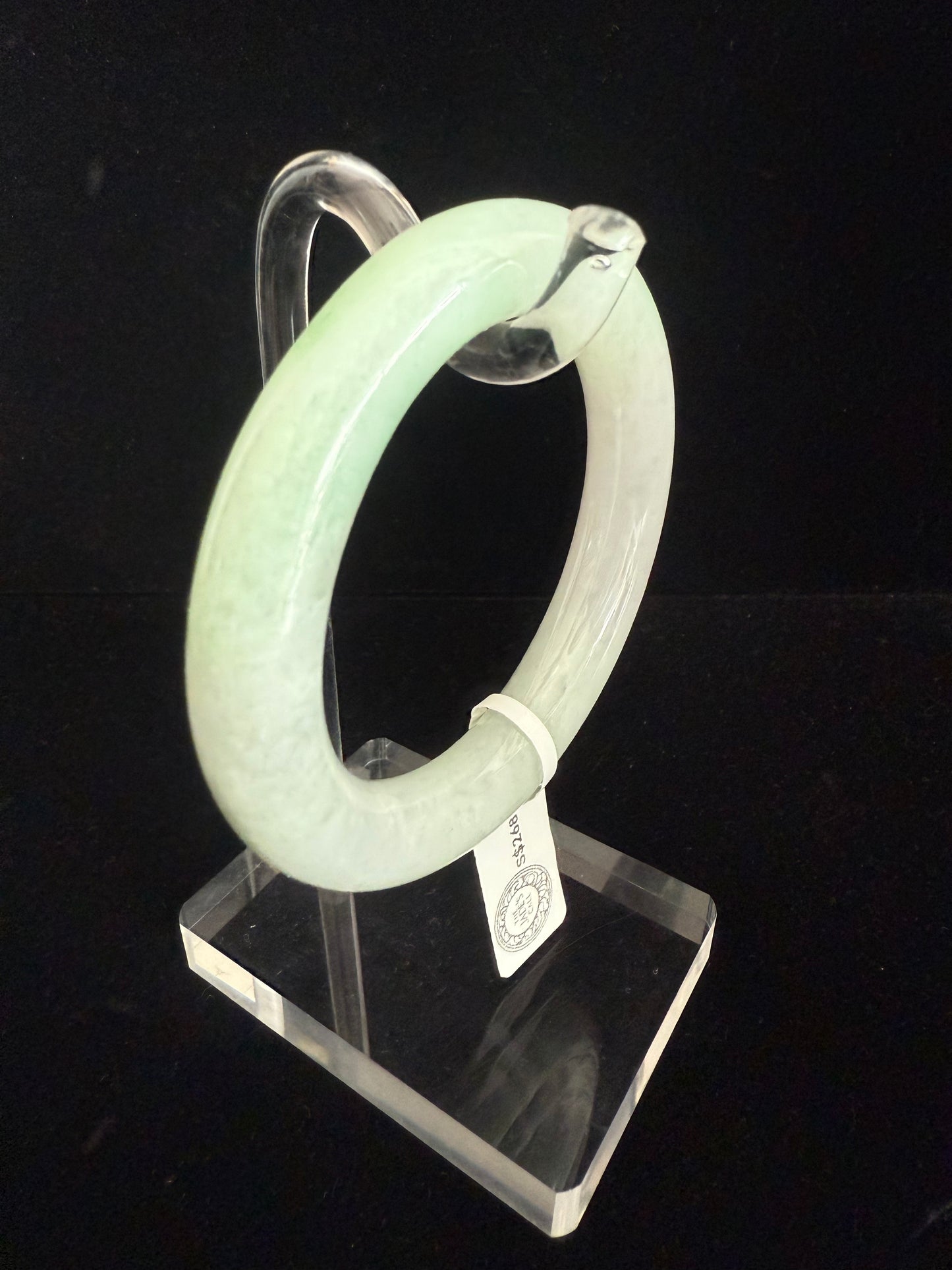 155. Traditional round light green Jade Bangle