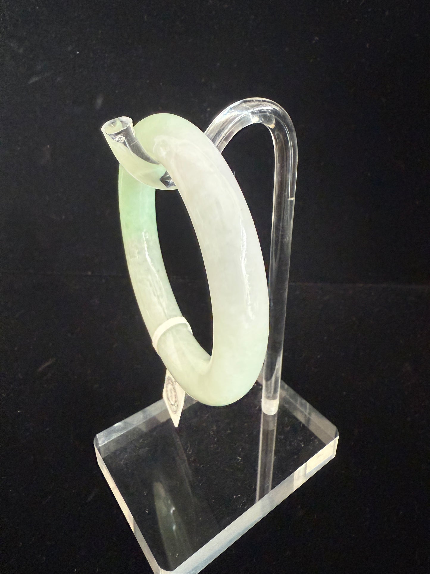 155. Traditional round light green Jade Bangle