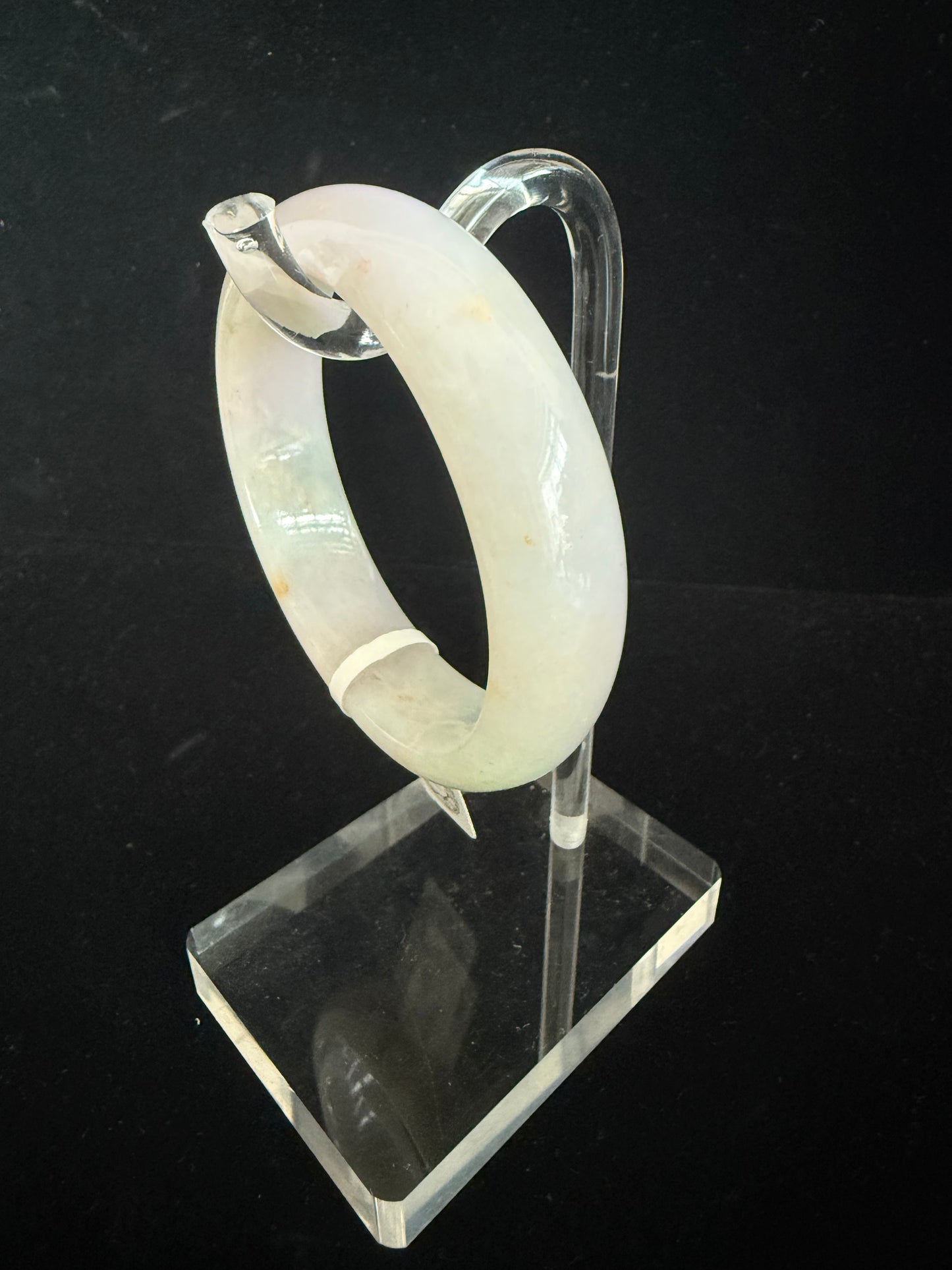 152.  Lavender and Green mixed Bangle