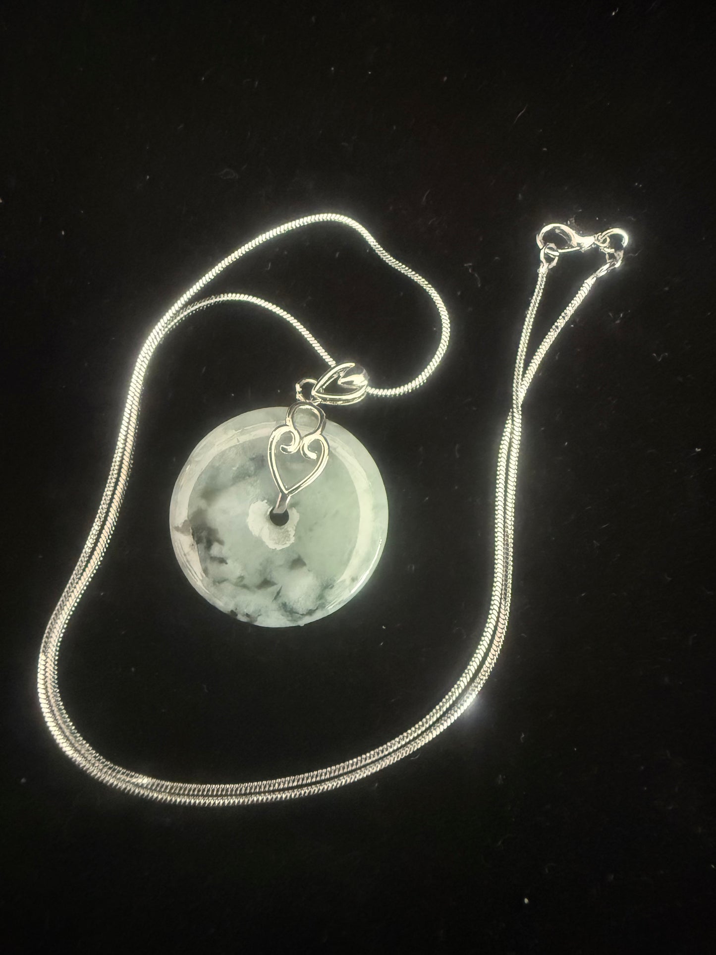 L29. Jade pendant with necklace -Safety button