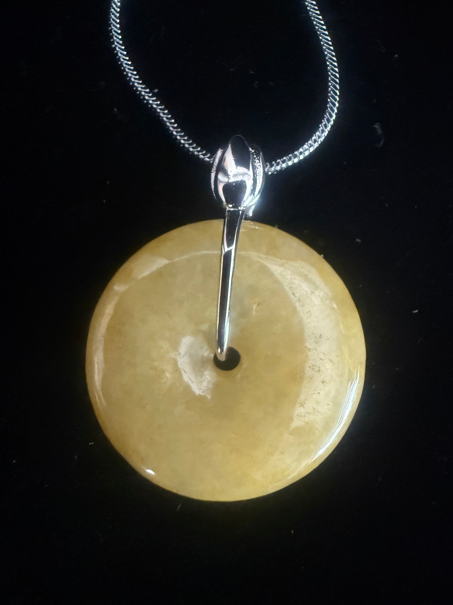 L33. Jade pendant with necklace -Safety button