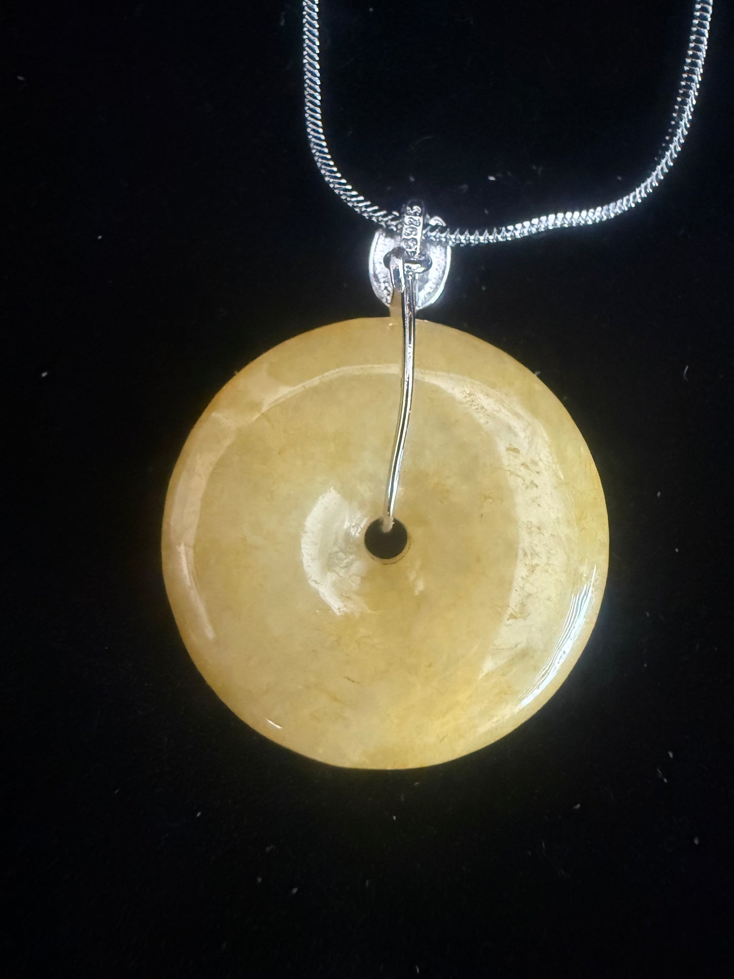 L33. Jade pendant with necklace -Safety button