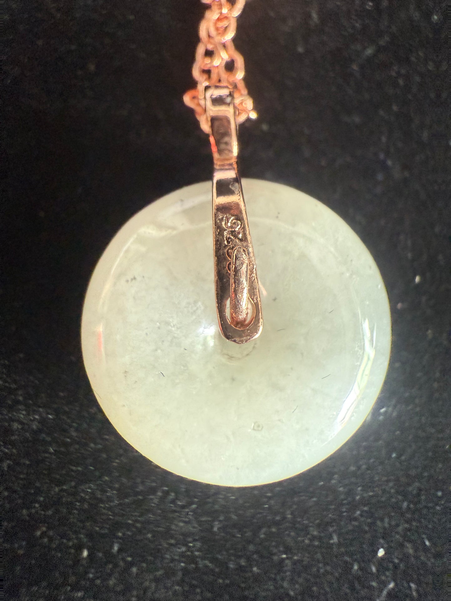 L38. Jade pendant with necklace - Safety button Mini