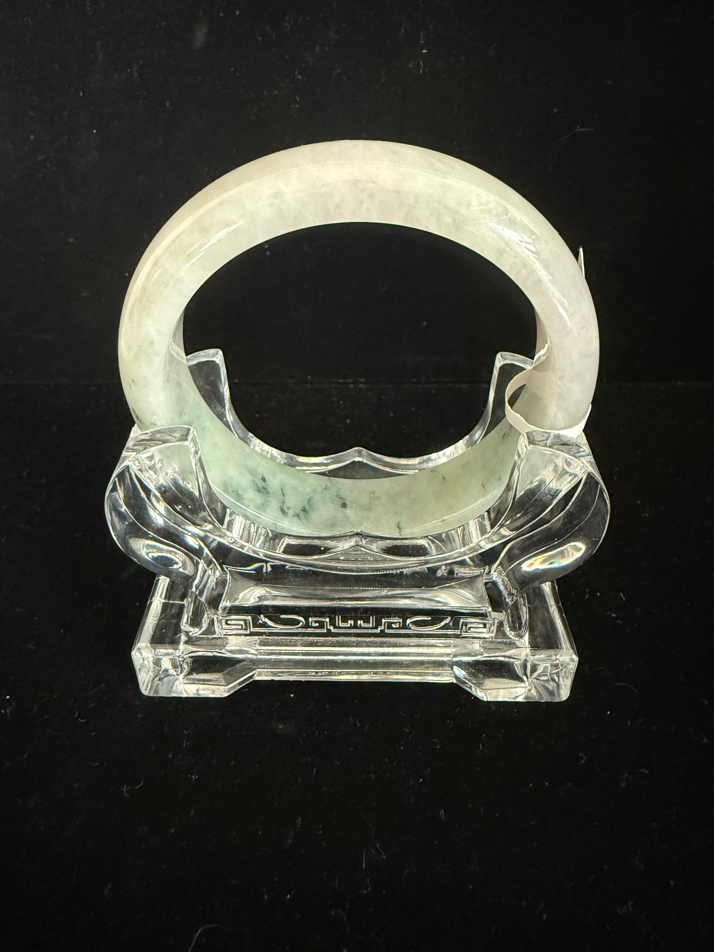 146. Floating green speckle jade bangle