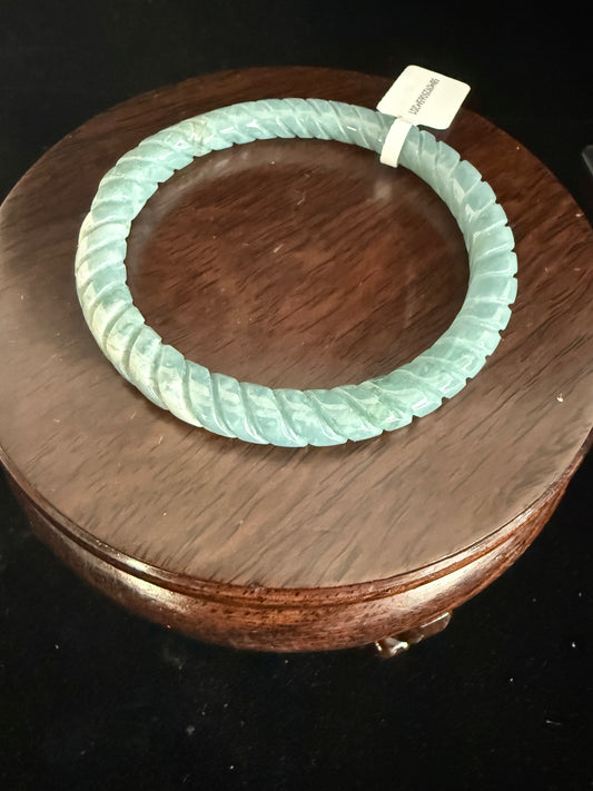 201. Guatemala type A jadeite bangle