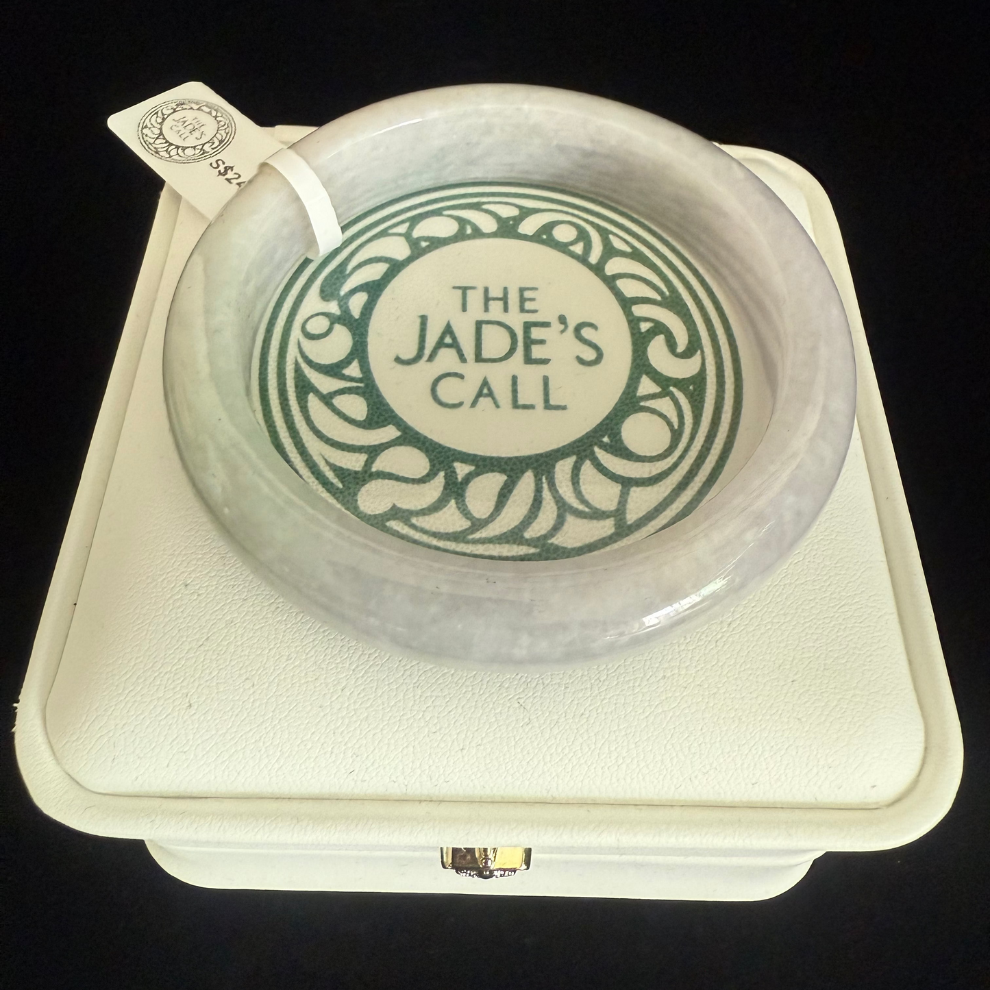 171. Faint green and purple blended Jade bangle