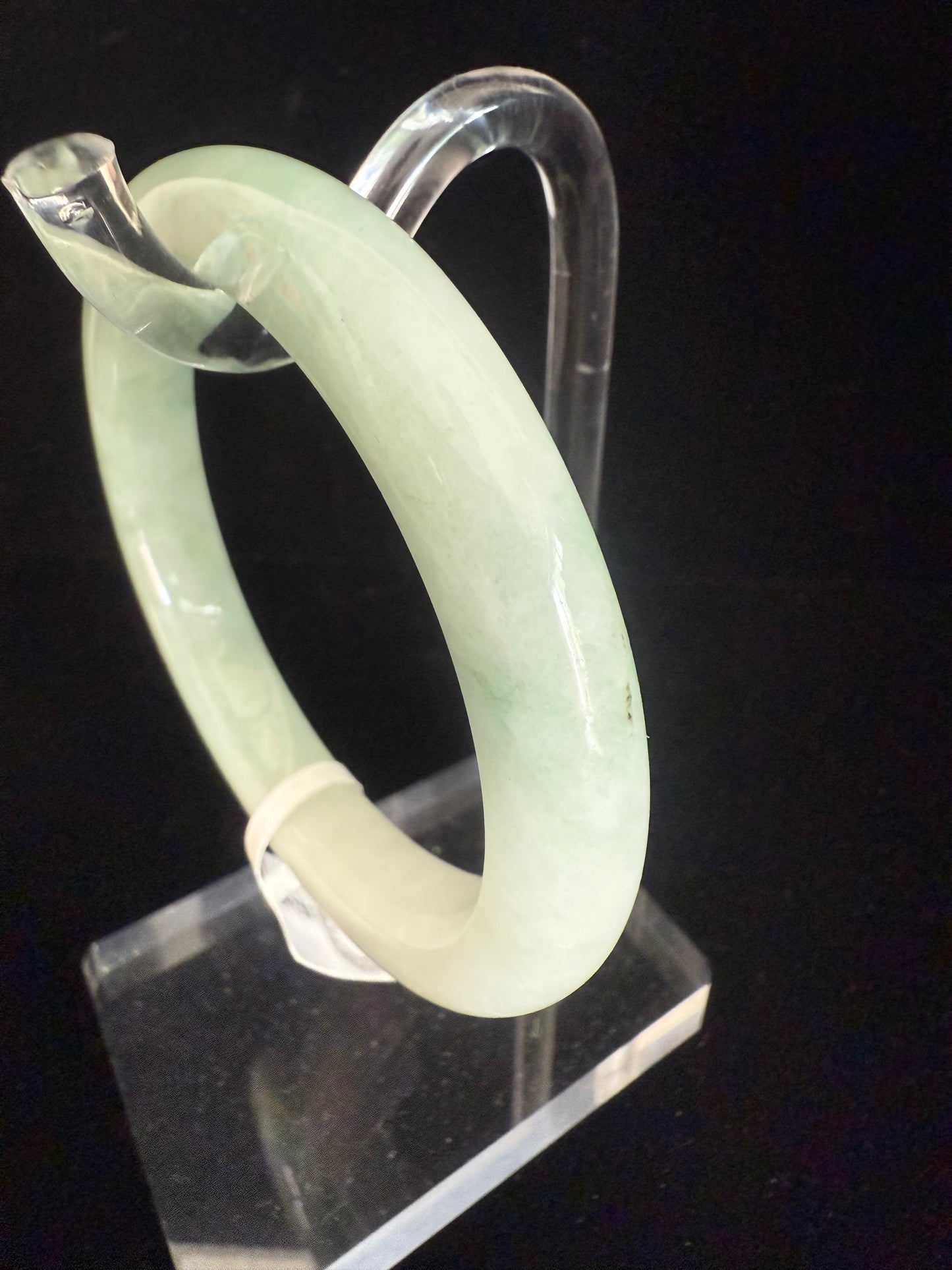 175. Jade bangle