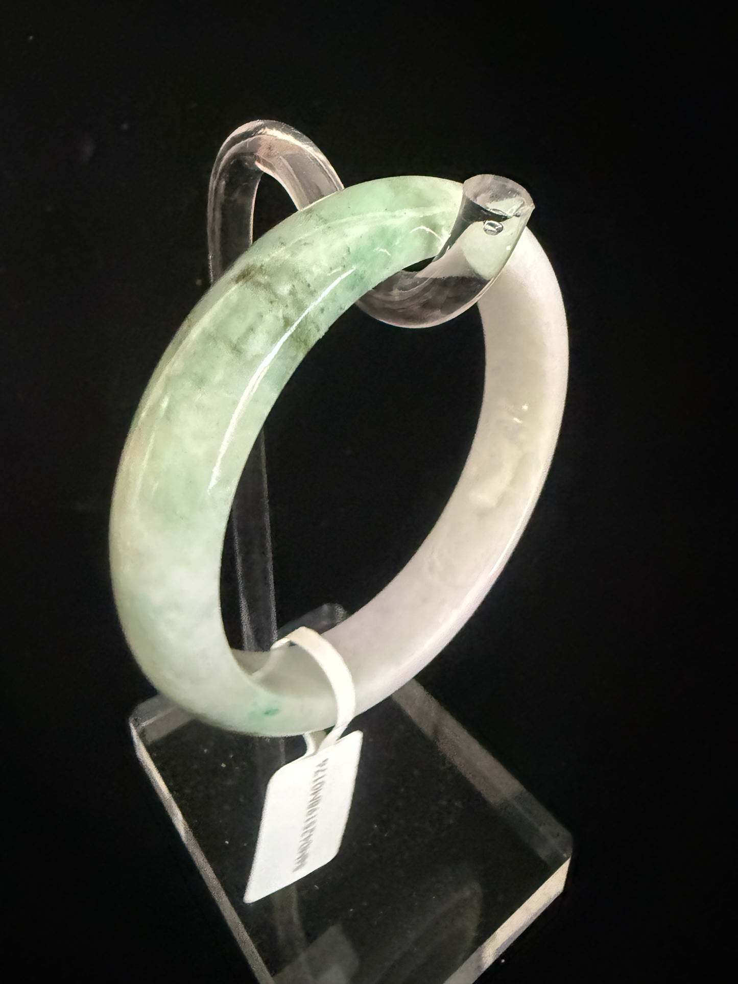 174.  natural blend of green to light lavender jade bangle