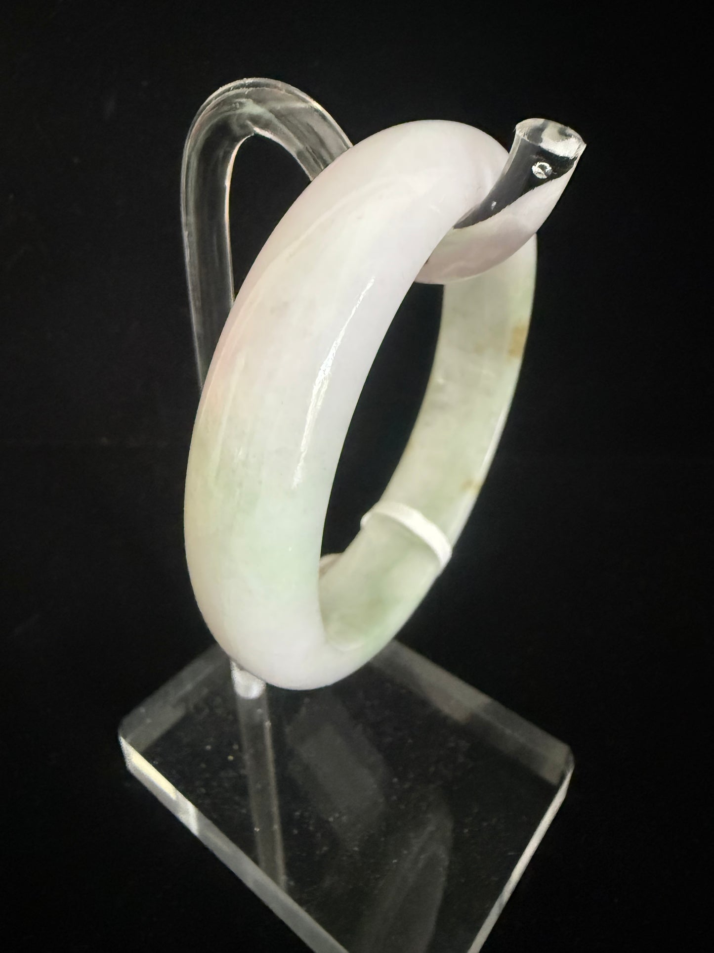 161. Light lavender and yellow green Jade bangle