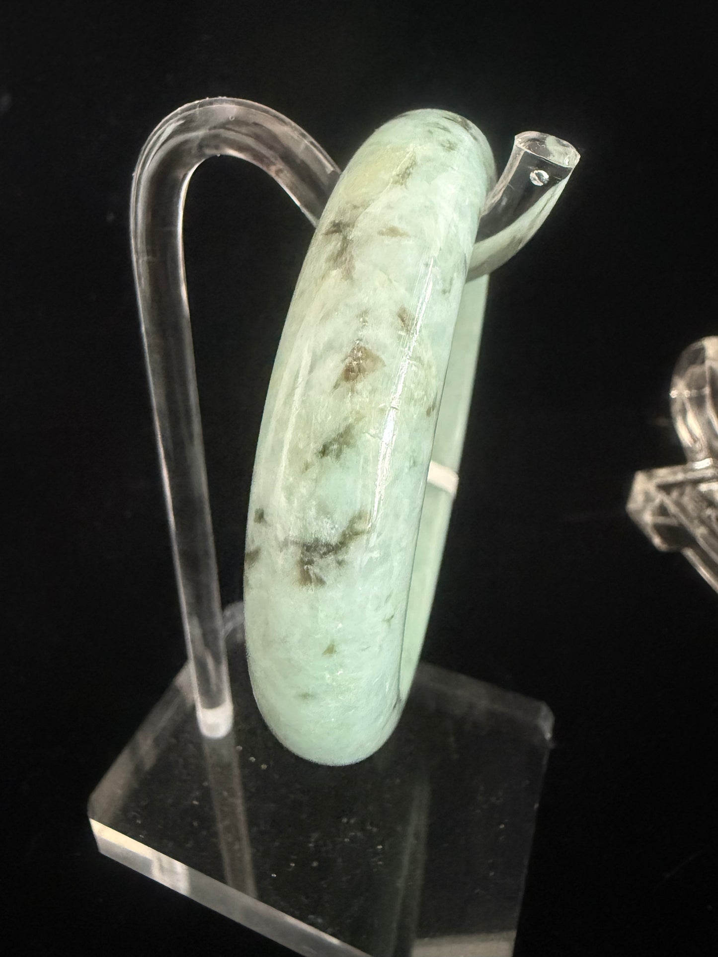 263. Green with dark spots patterns Jade bangle