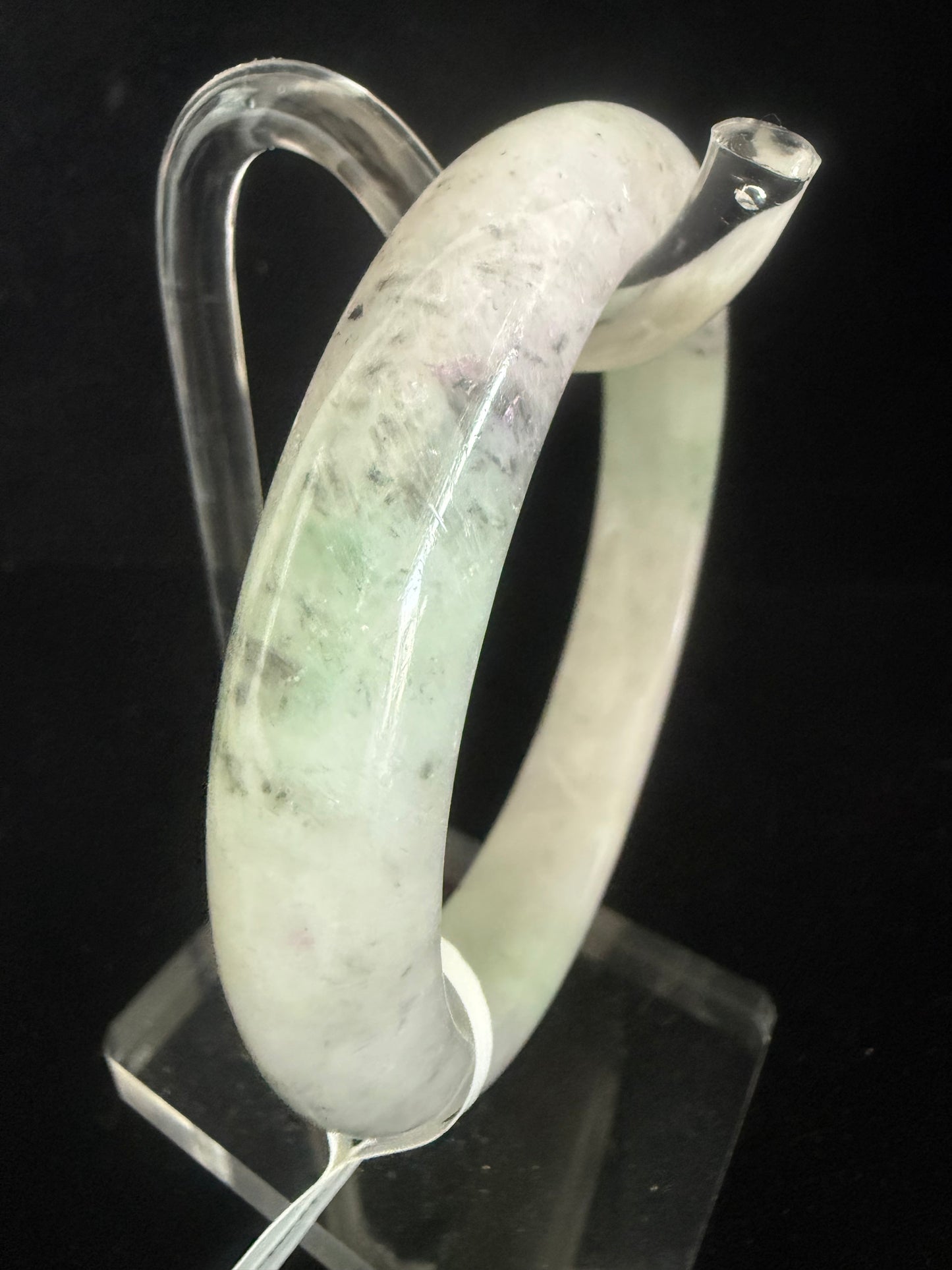 255. Mix of lavender green and black Jade bangle