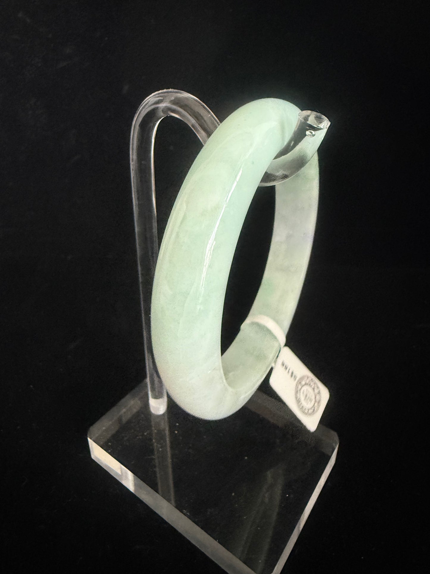 270. Blend of green Jade bangle