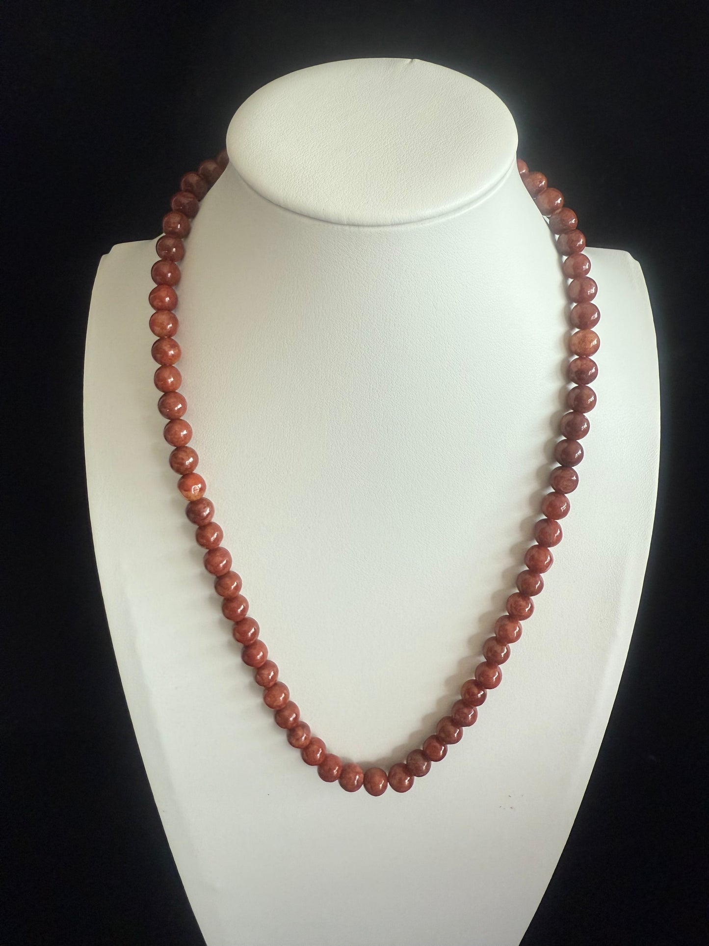 JB191. Red Jade beads necklace