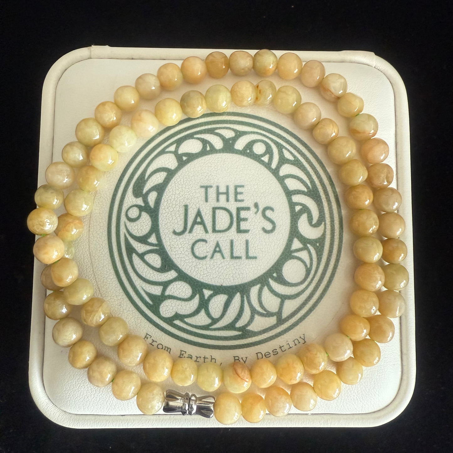 JB192. Yellow Jade beads necklace