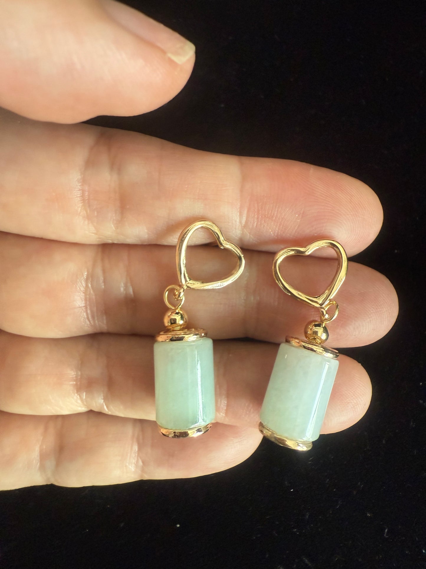 E334. Cylindrical Jade Earring