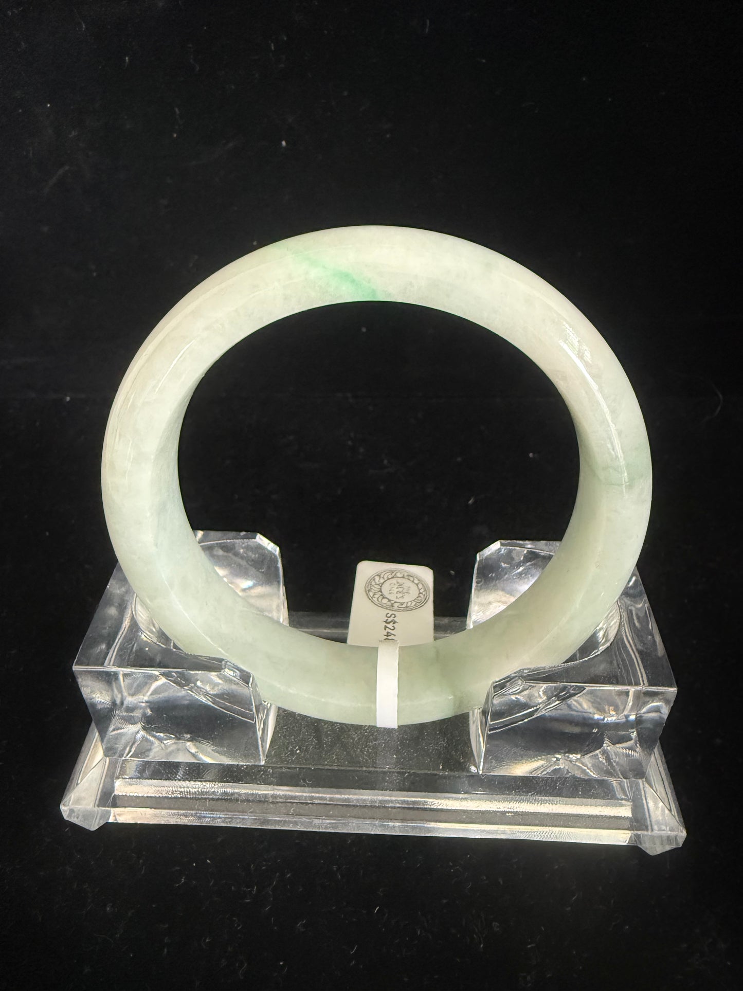 230. Smooth light green Jade bangle