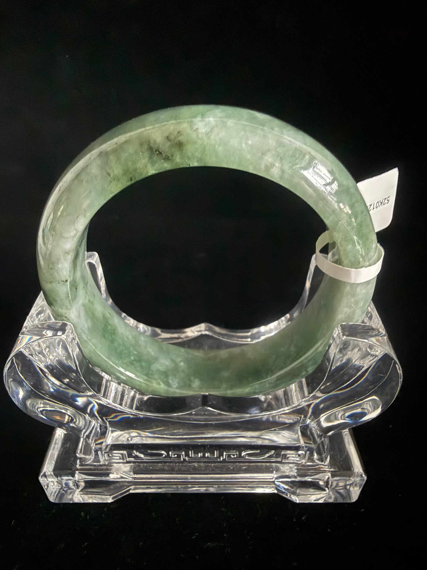 400. Green & white cotton Jade bangle