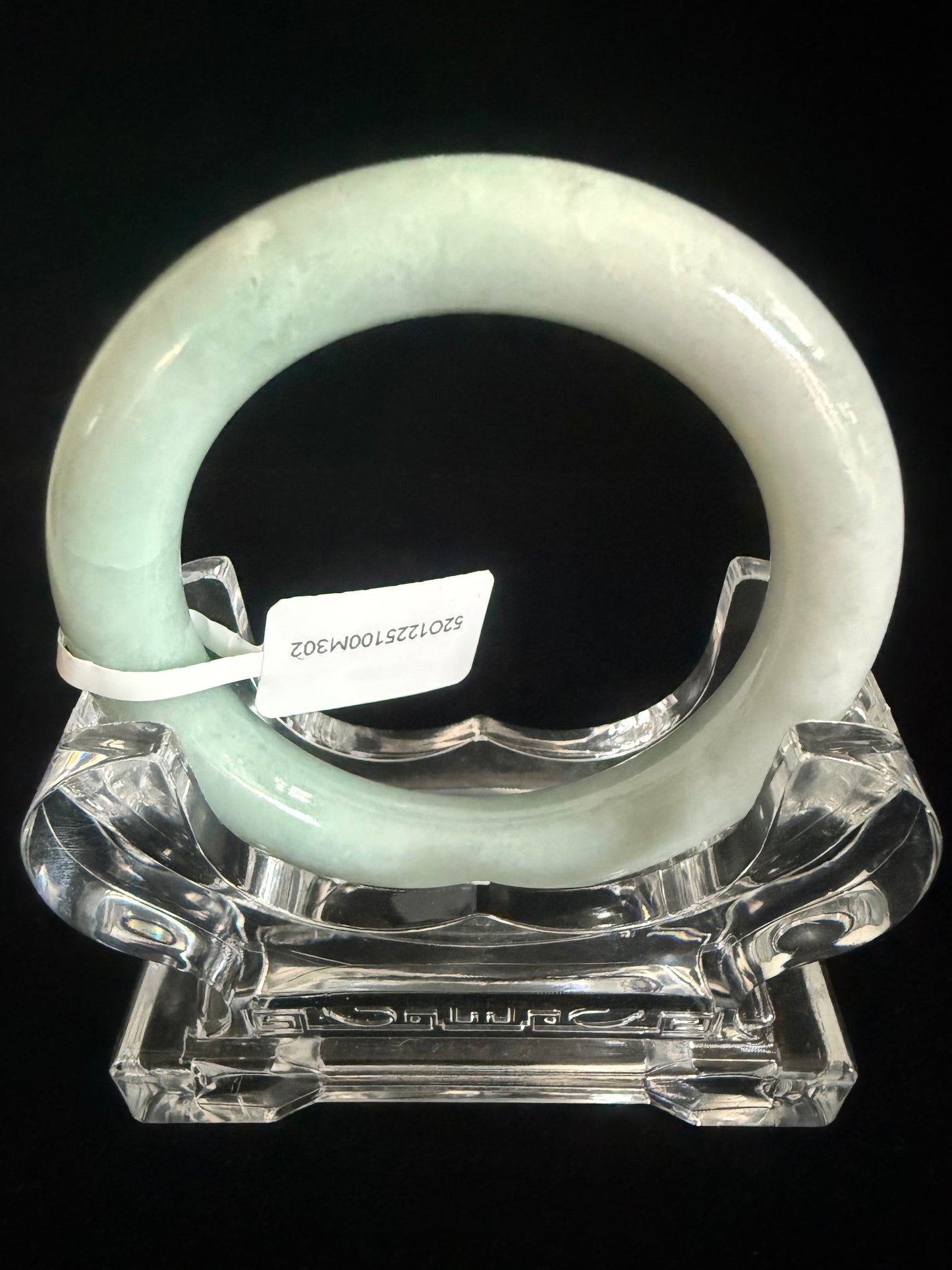 302. Traditional round green Jade bangle