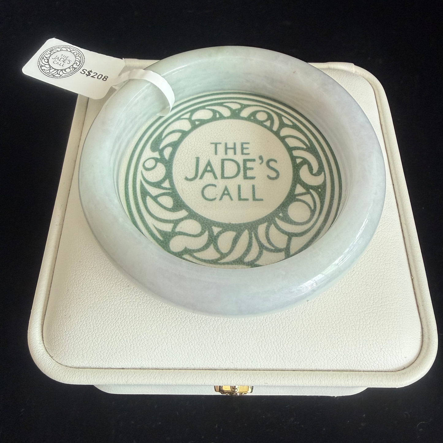 210. Soft light green Jade bangle