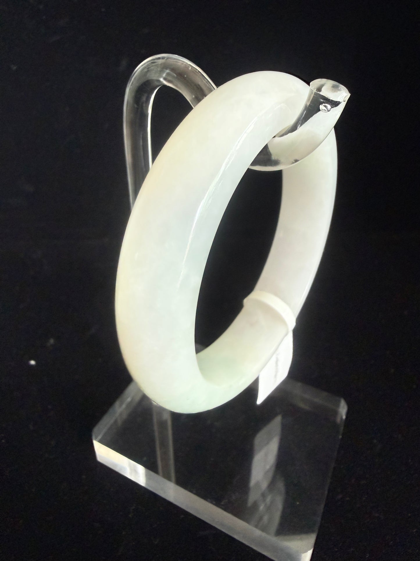 210. Soft light green Jade bangle