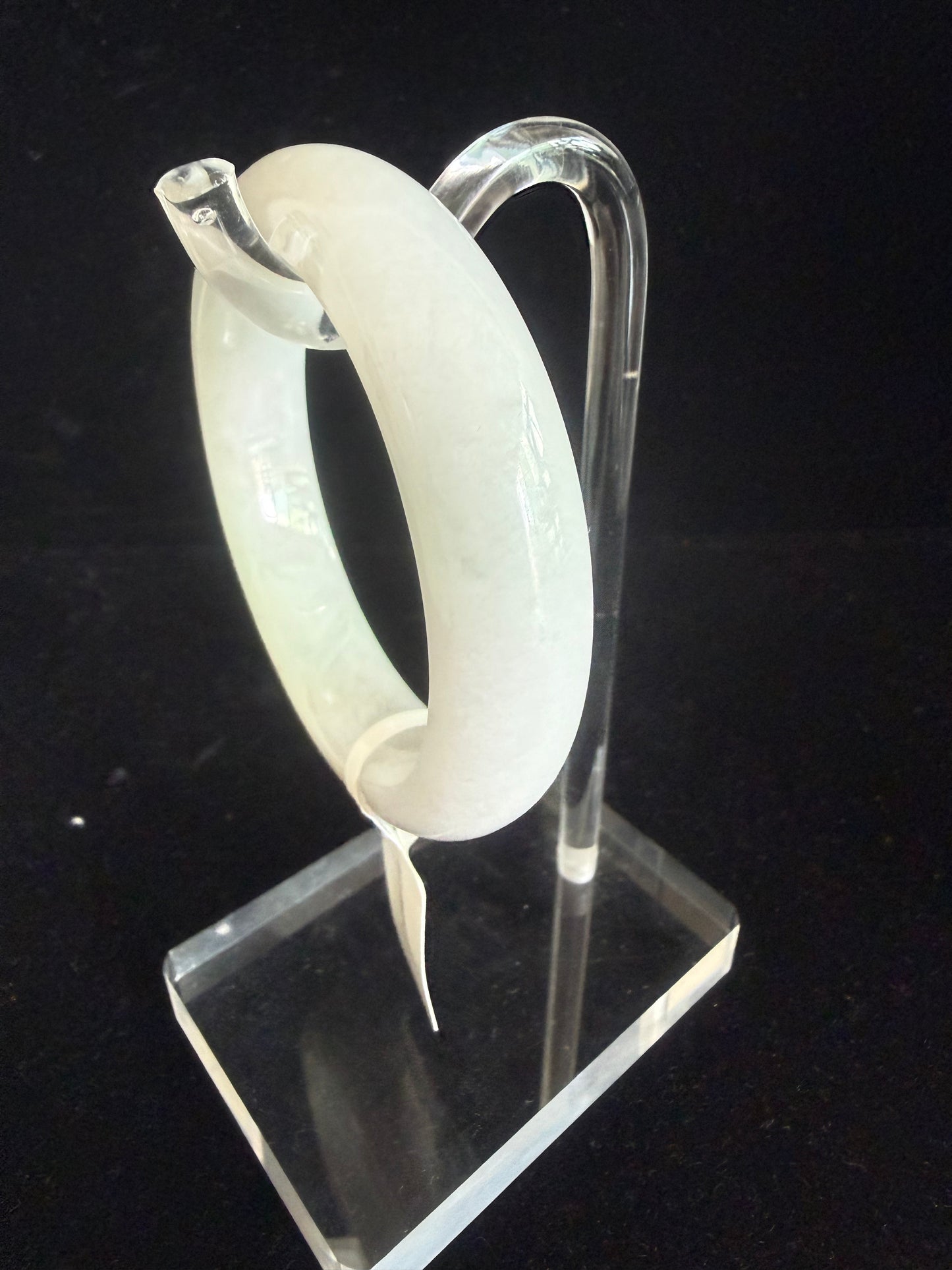 210. Soft light green Jade bangle