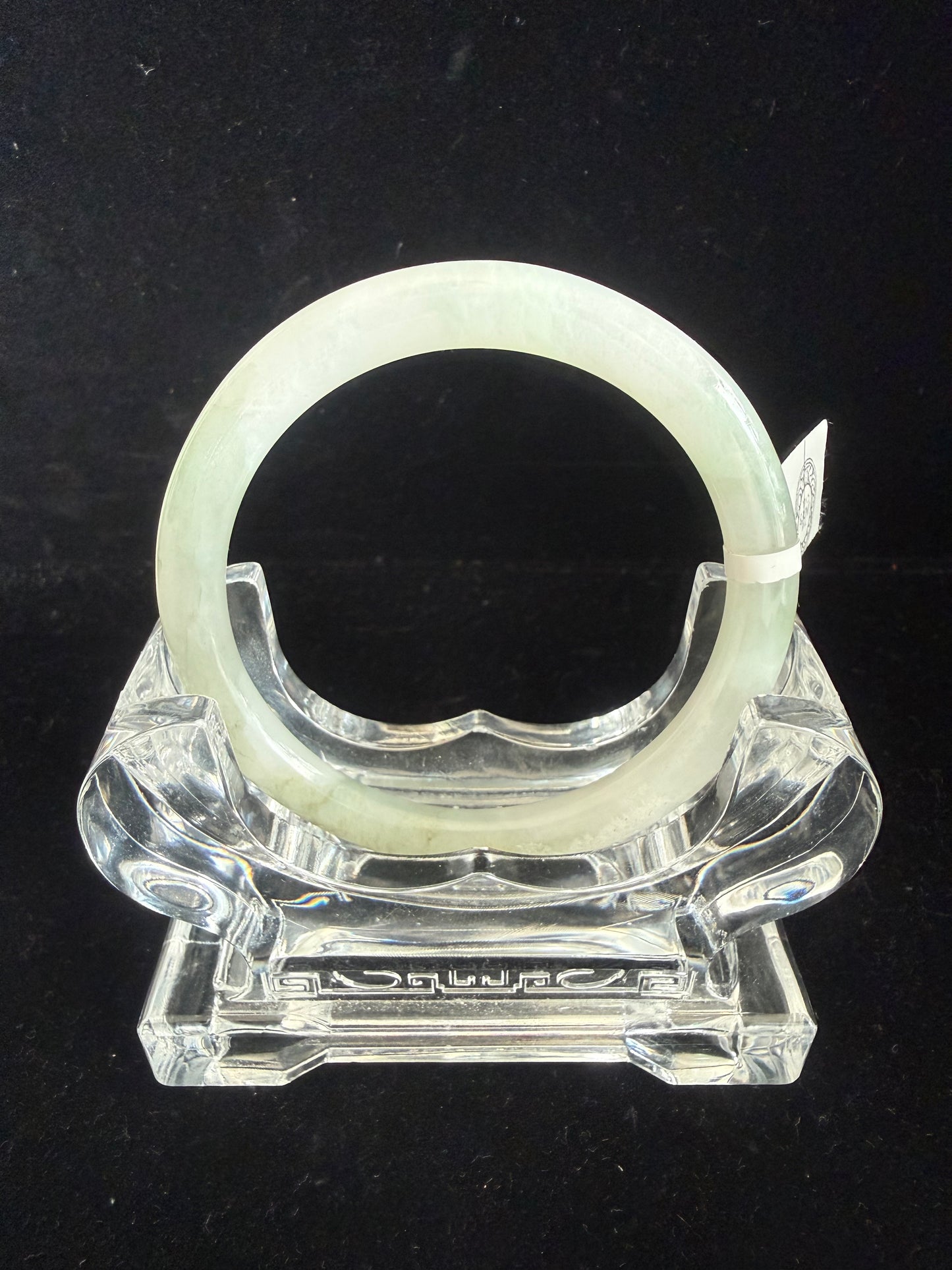 205. Thin luminous Jade bangle