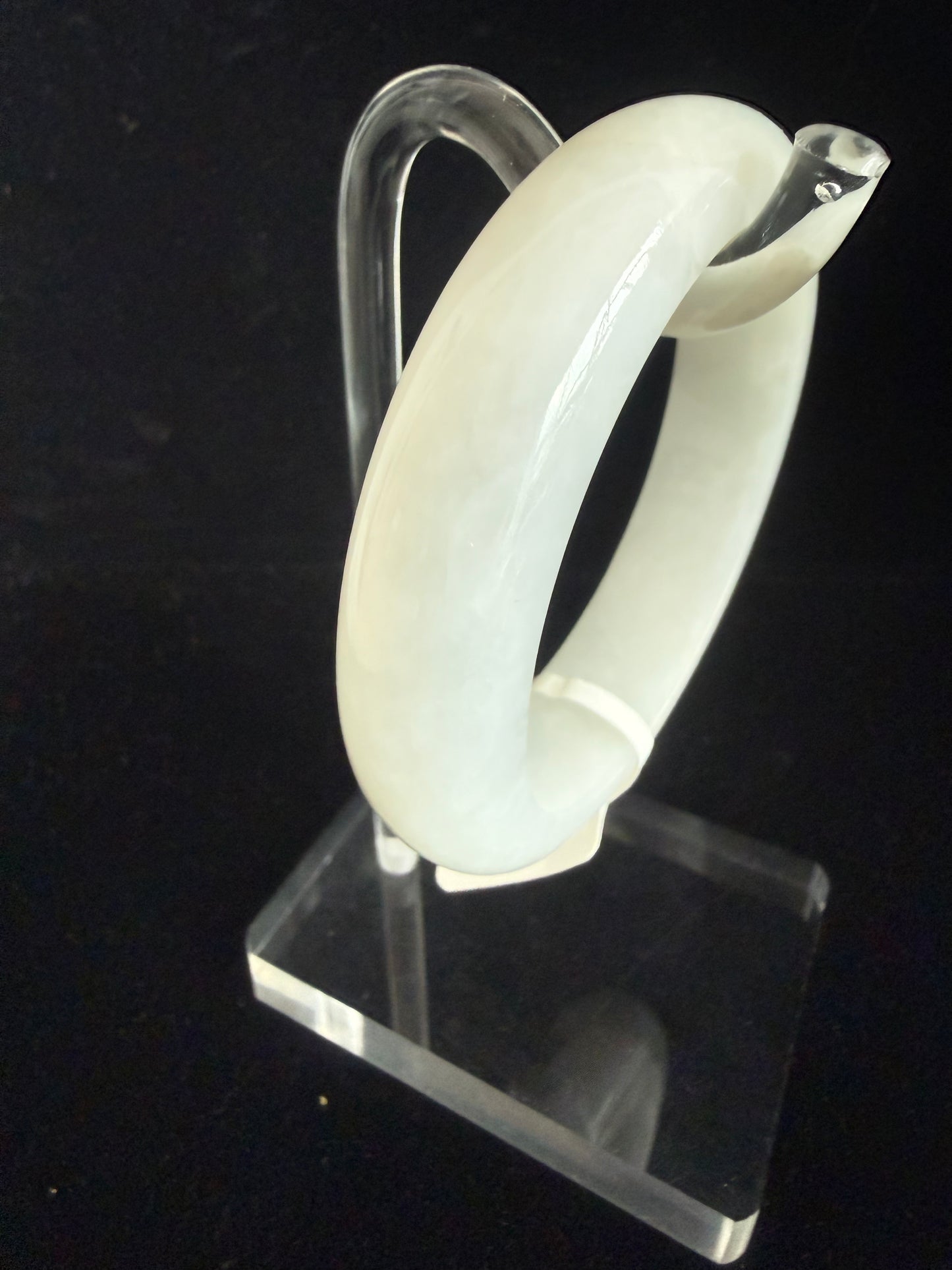 231. White Moonlight Jade bangle