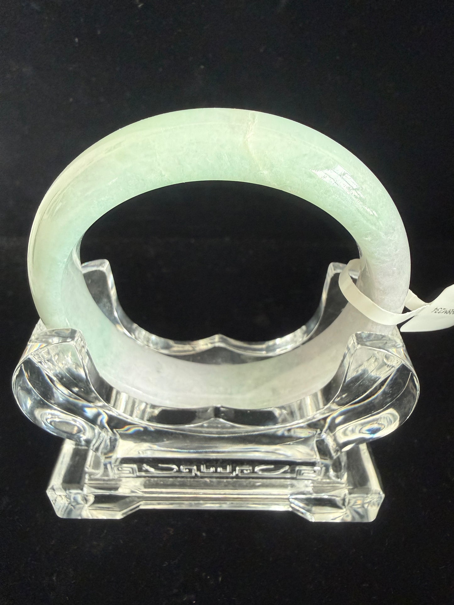 234. Green light lavender blend Jade bangle