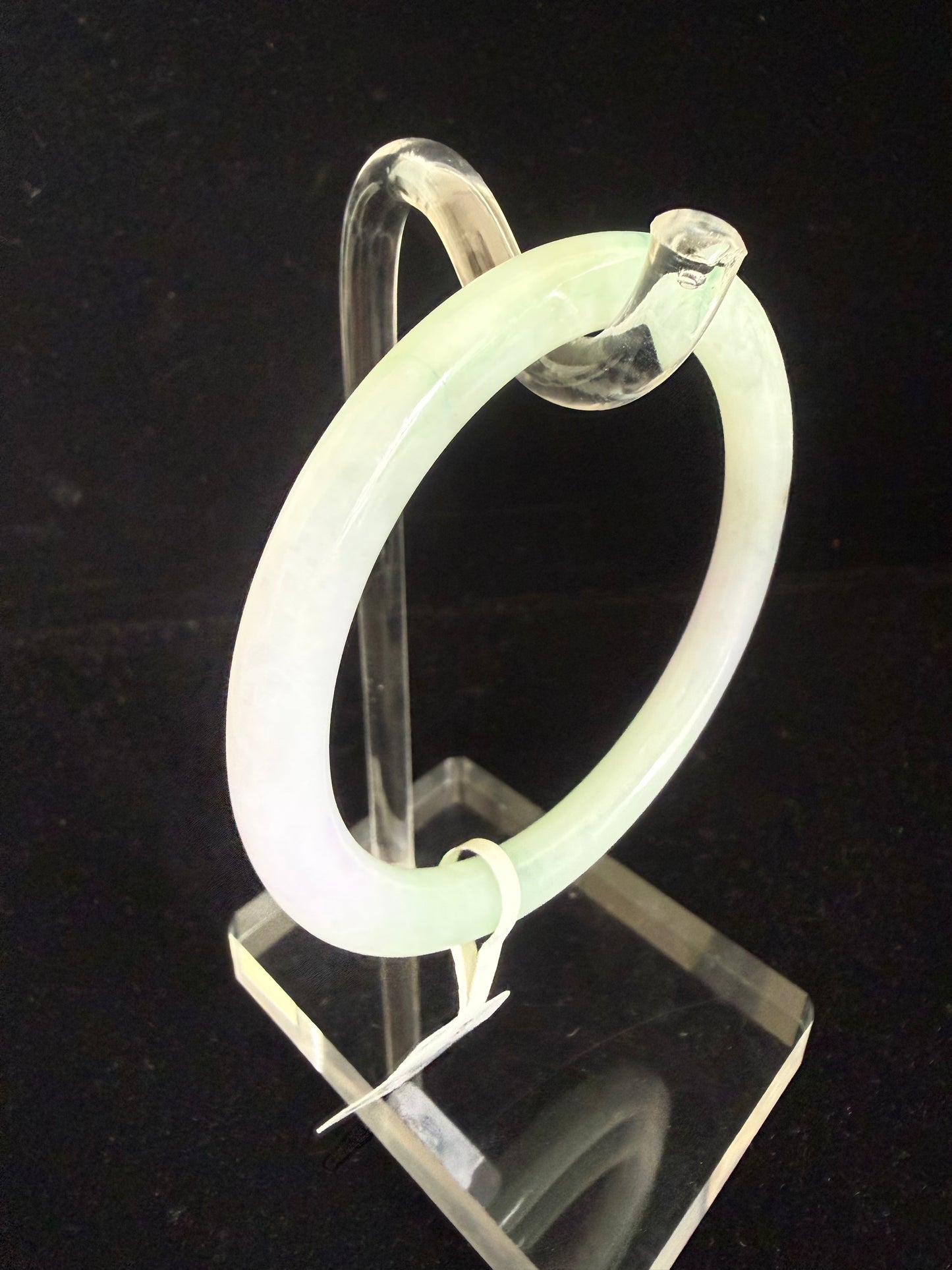 260. Thin lavender green Jade bangle