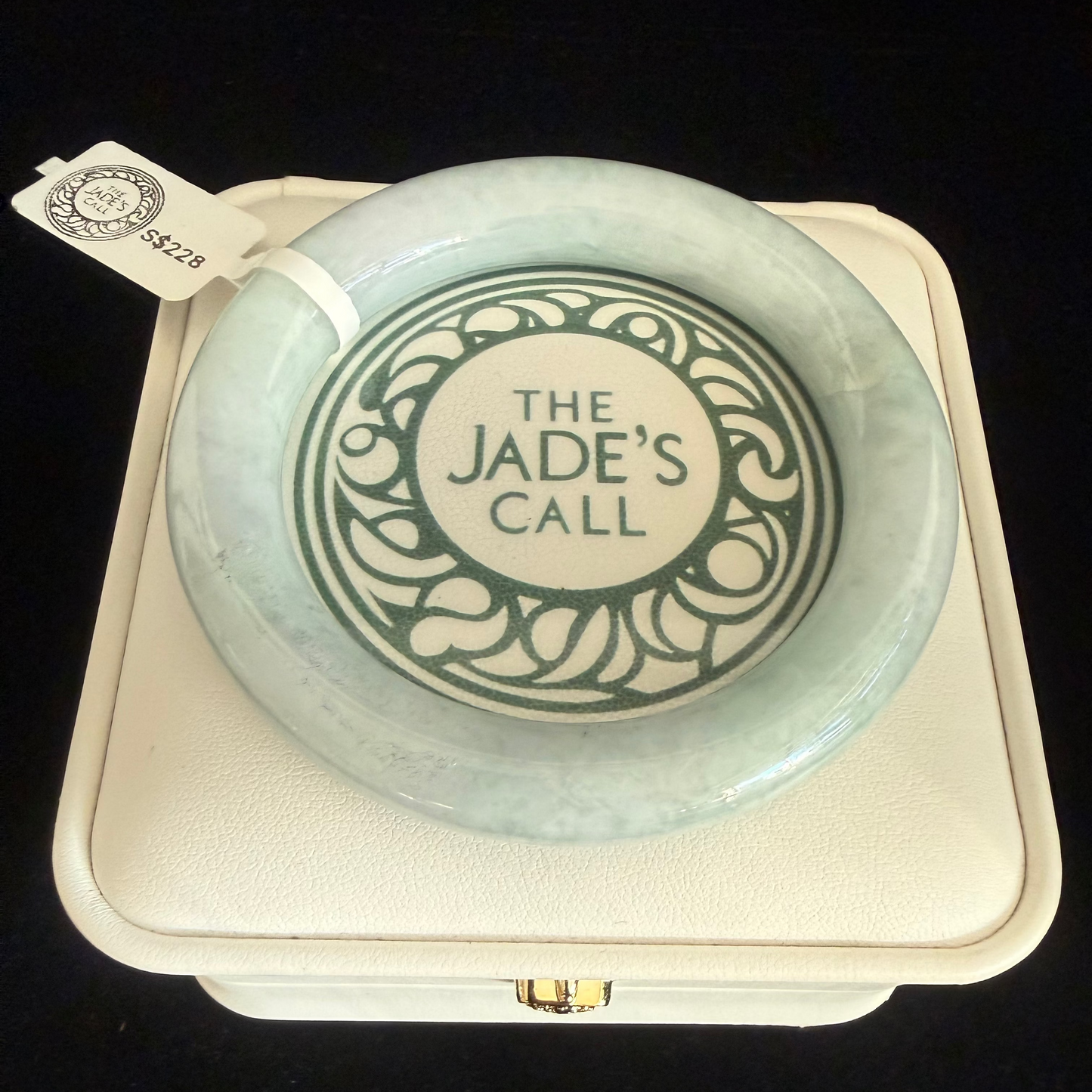 296. Traditional round green Jade bangle
