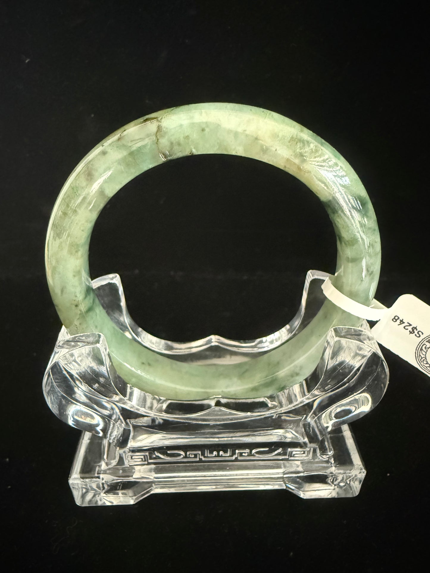 373. Lake green with floating flower Jade bangle