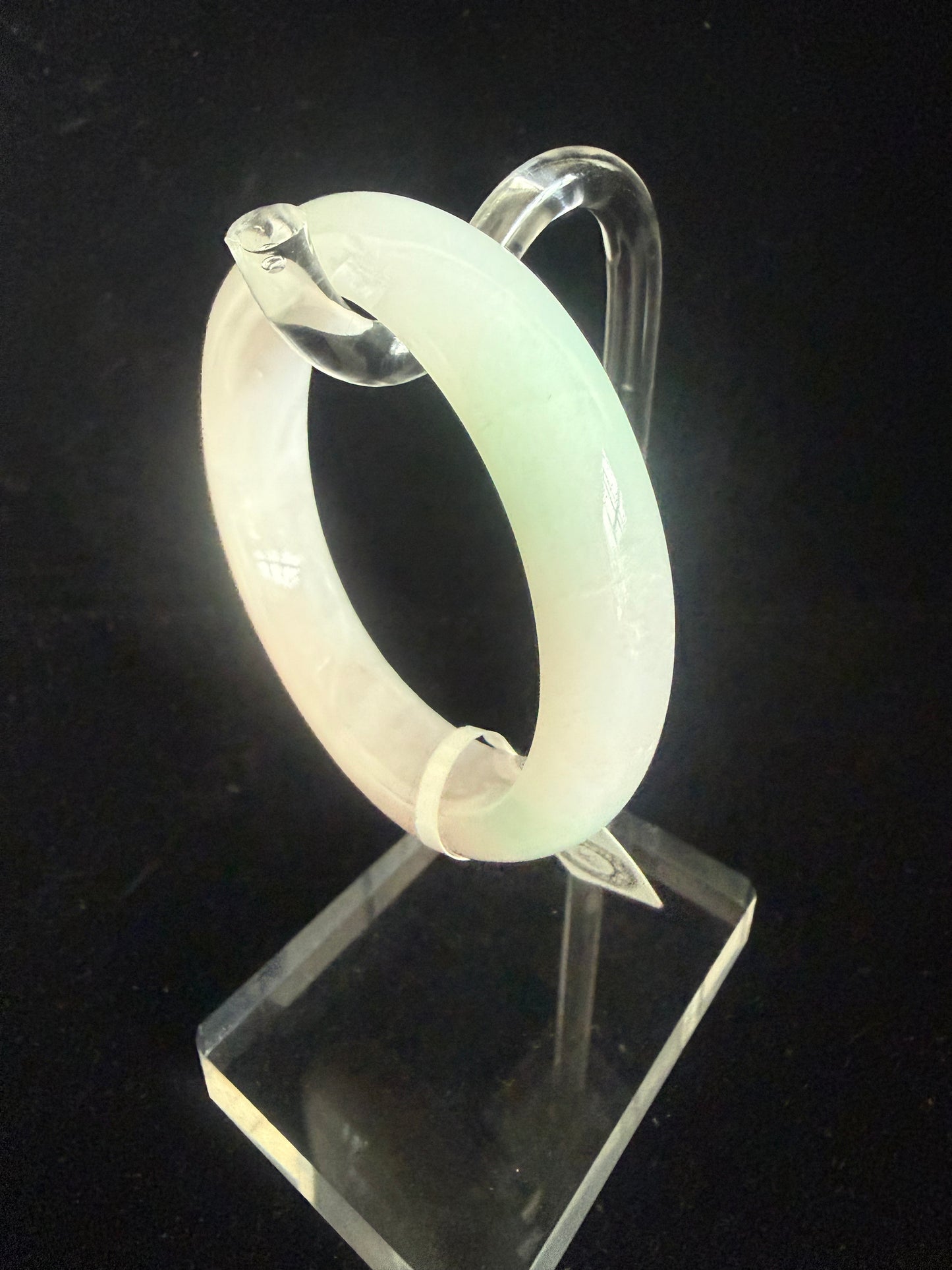 306. Soft lavender with light green Jade bangle