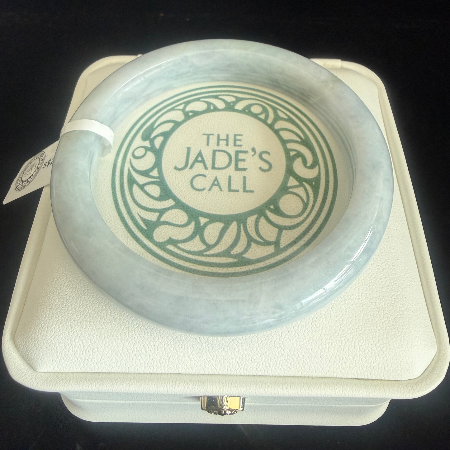 !316. Light Grey Jadeite Mudfish Back Bangle