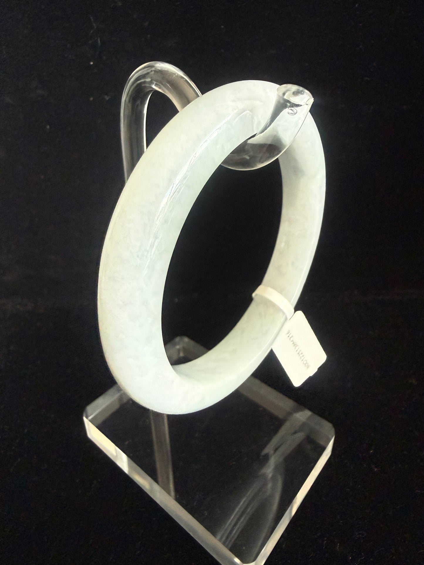 !316. Light Grey Jadeite Mudfish Back Bangle